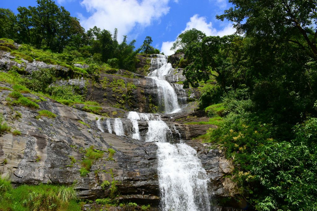 cheyyampara-waterfalls-munnar